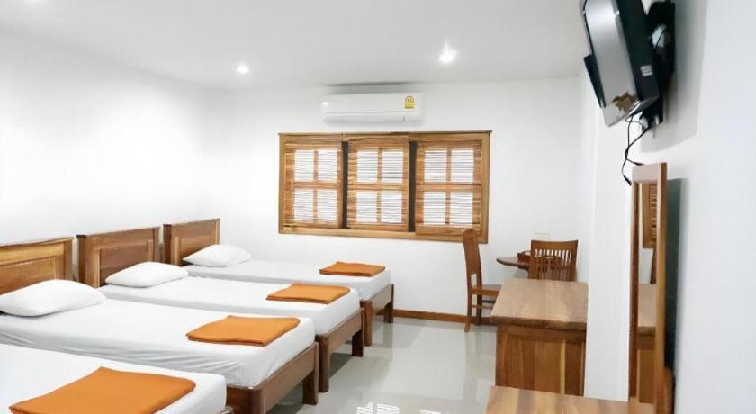 Thongphaphum Place Exterior photo